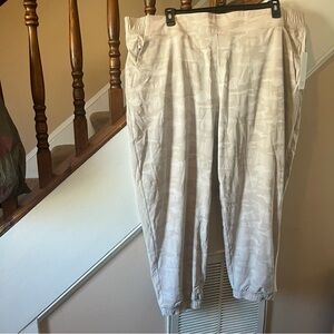 Athleta Brooklyn Camo Joggers Plus Size NWT